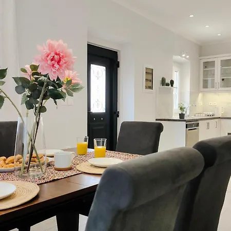 וילה Linos House Avliótes