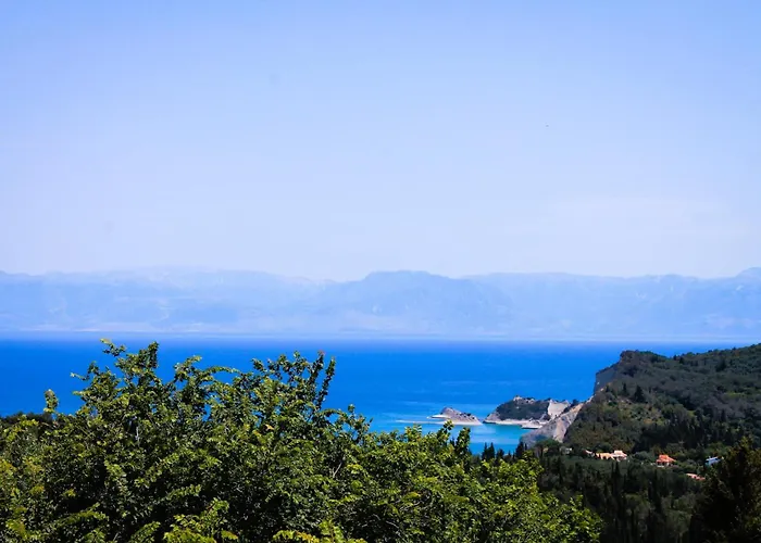 Linos House Αυλιώτες